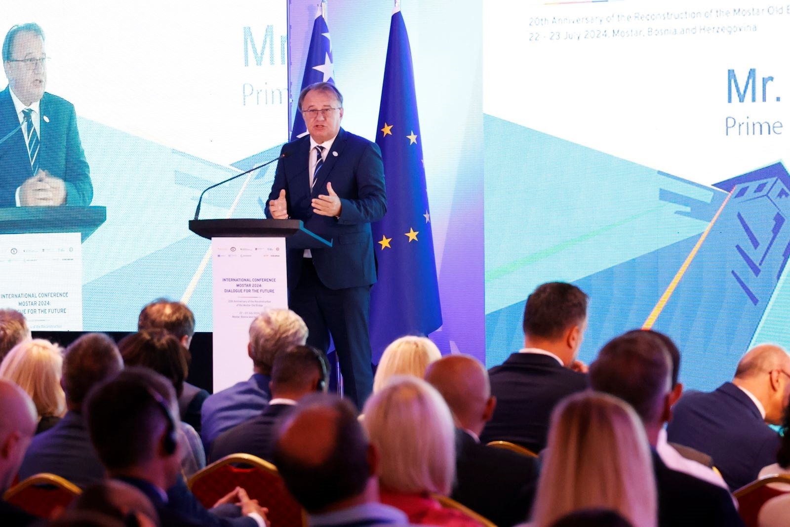 Premijer Nikšić na otvaranju Konferencije povodom godišnjice obnove Starog mosta: Naša budućnost je u Evropskoj uniji
