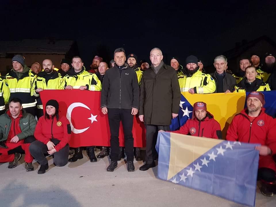 Federacija šalje prvih 86 spasilaca u Tursku, večeras otputovao prvi tim