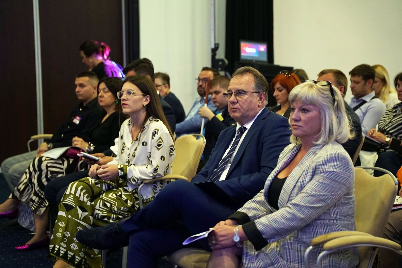 Premijer Nikšić na konferenciji o Strategiji za mlade FBiH: Cilj je da mladi ostaju i grade budućnost u vlastitoj zemlji