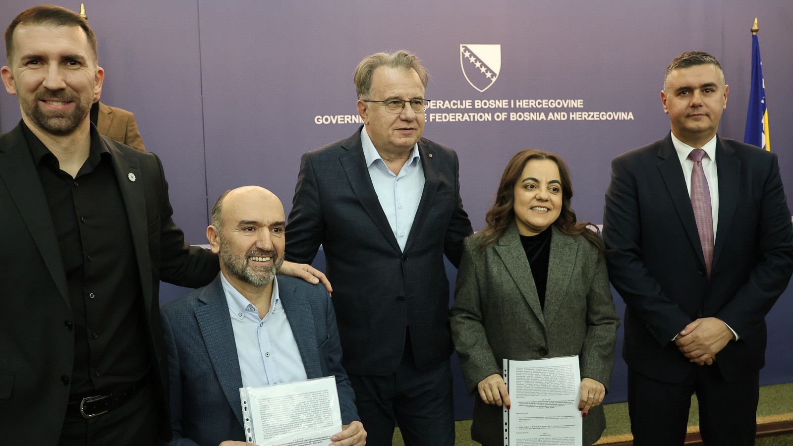 U Vladi Federacije BiH uručeni ugovori o poticajima za zapošljavanje osoba s invaliditetom