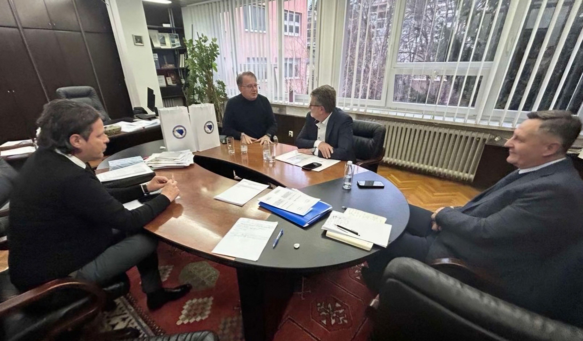 Premijer Nikšić i ministar Kraljević održali sastanak sa predstavnicima Nogometnog saveza BiH