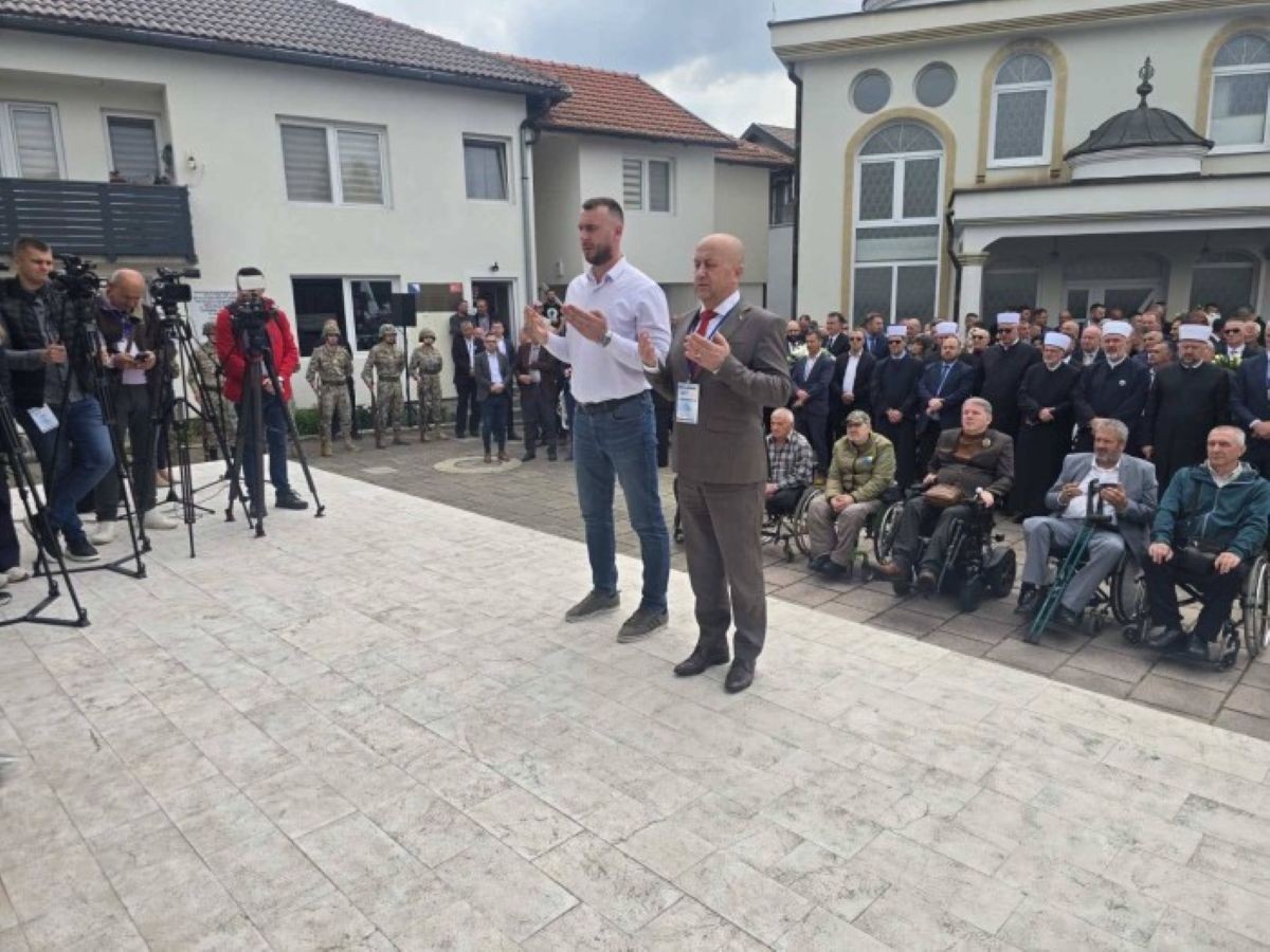 Ministar Lokmić prisustvovao obilježavanju 33. godišnjice stradanja civila u Ahmićima