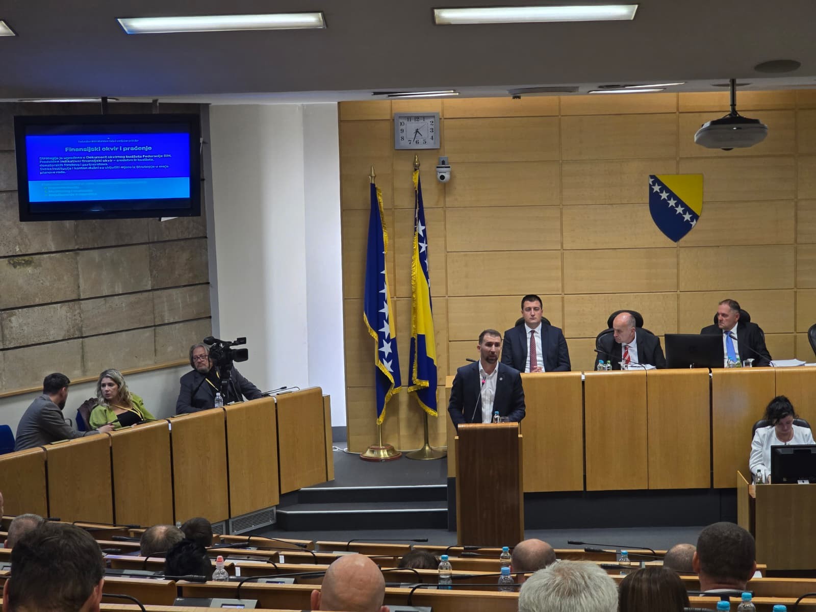 Ministar Delić: Izmjenama i dopunama Zakona o roditeljima njegovateljima uklanjamo nepravde i proširujemo prava porodica koje brinu o djeci sa invaliditetom