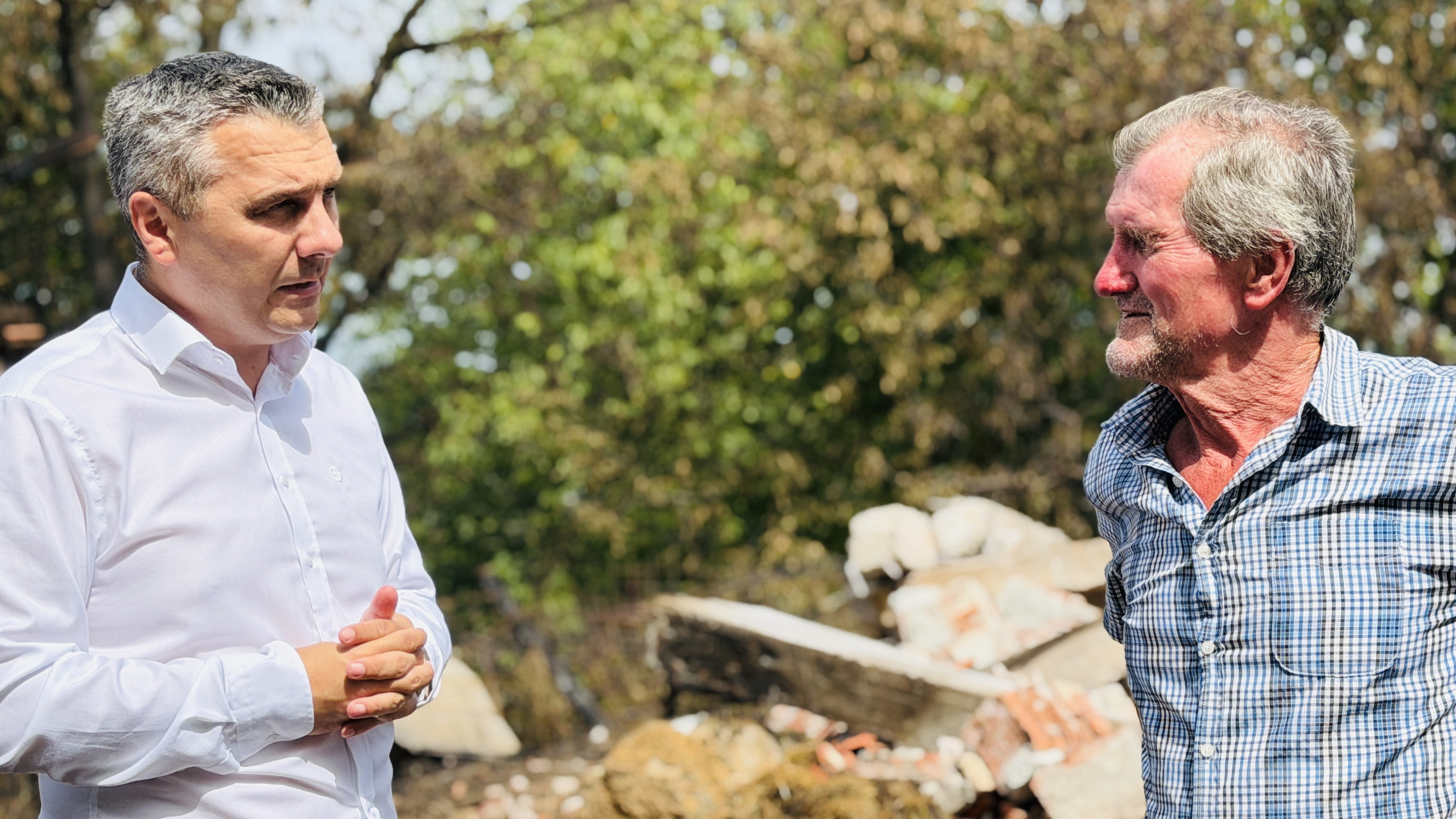 Ministar Dizdar posjetio povratnika u Vranićima kod Kotor Varoša: Ministarstvo će pomoći u saniranju štete
