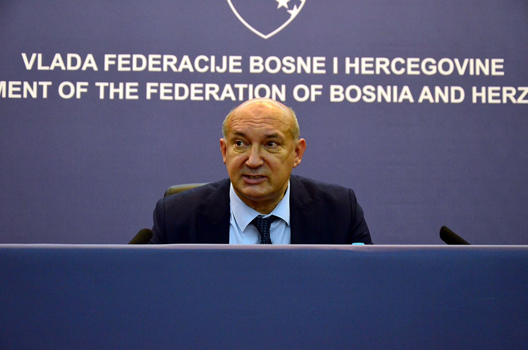 Drljača: Zakonsko rješenje za dostojanstvo porodice s djecom