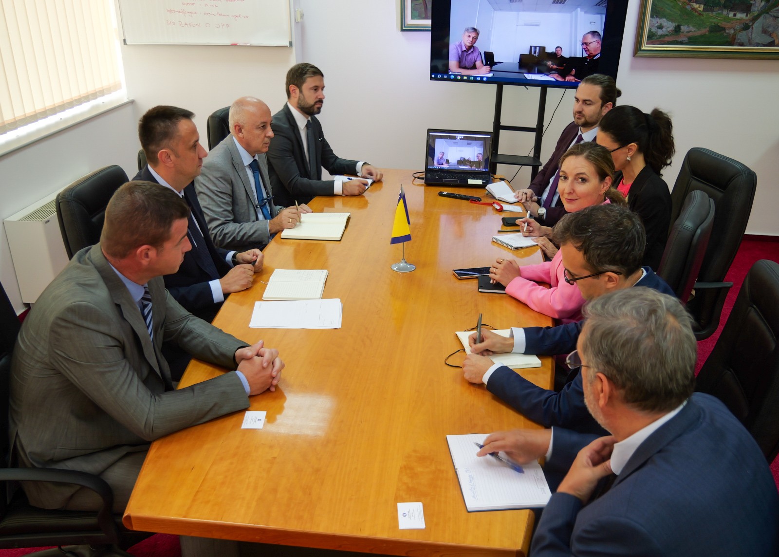 Ministar Lakić razgovarao sa direktoricom EBRD-a za BiH: Što prije početi sa realizacijom projekata proizvodnje električne energije iz obnovljivih izvora