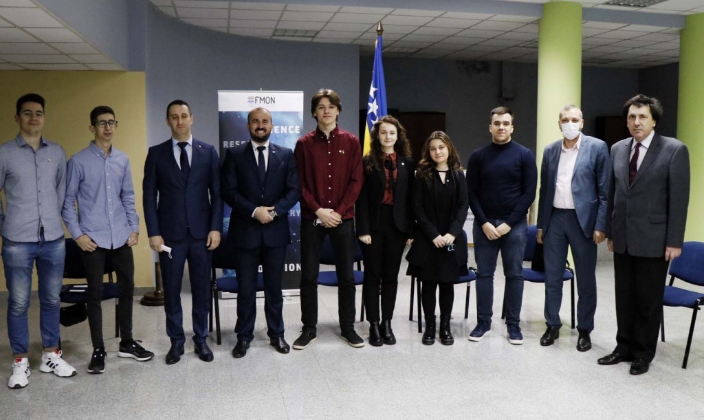 FMON: Robotičarima uručena priznanja i nagrade za prvo mjesto na Međunarodnoj olimpijadi