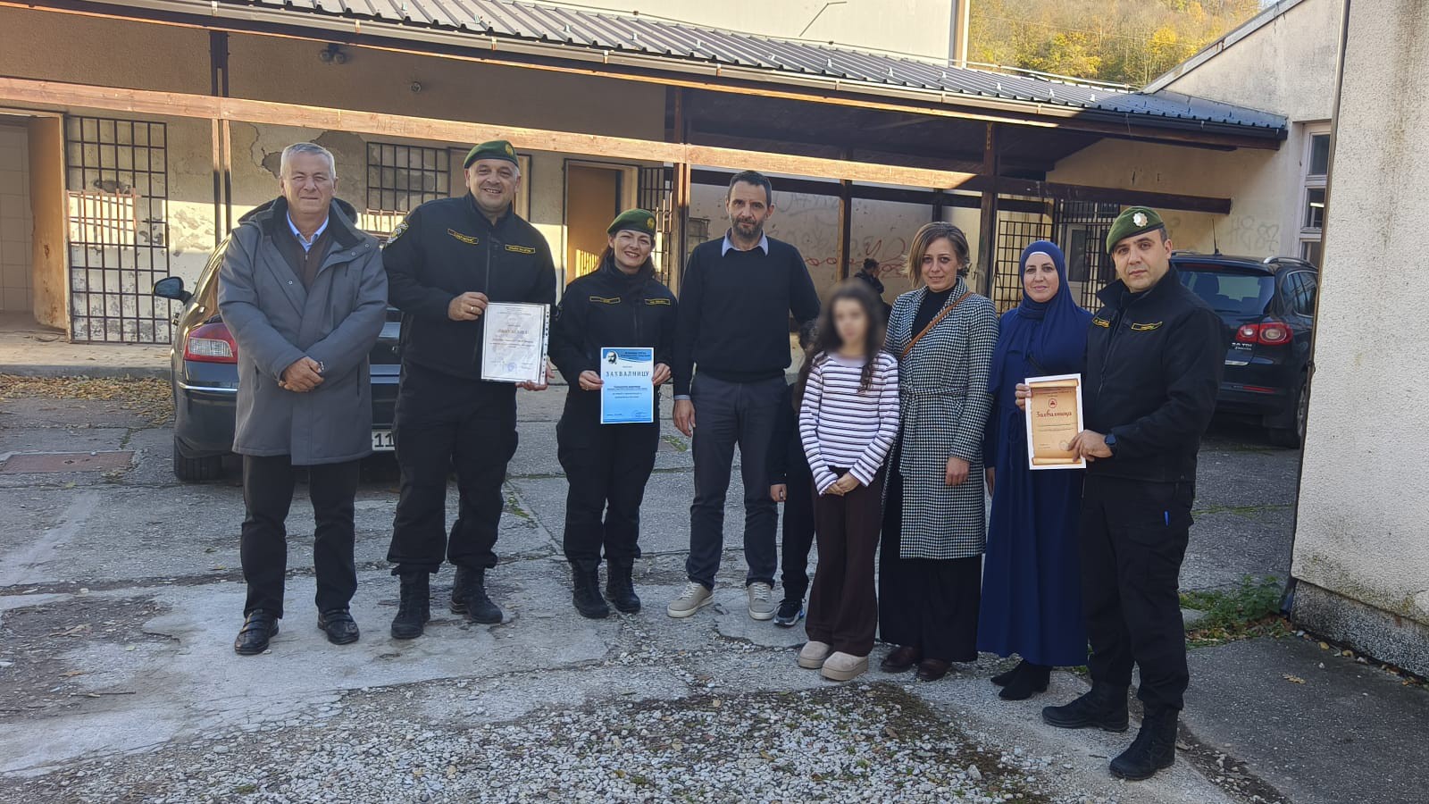 Policijska akademija FMUP-a donirala sportsku opremu osnovnim školama u Srebrenici, Zvorniku i Konjević Polju