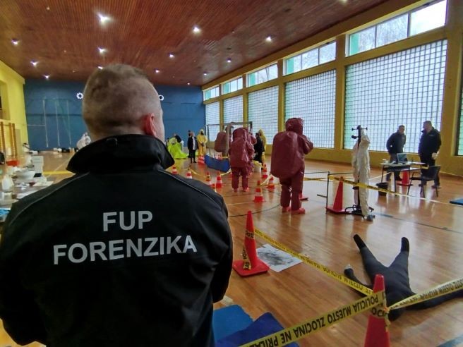 FMUP: Održana pokazna vježba, policijski službenici demonstrirali znanja stečena na obuci kriminalističke tehnike