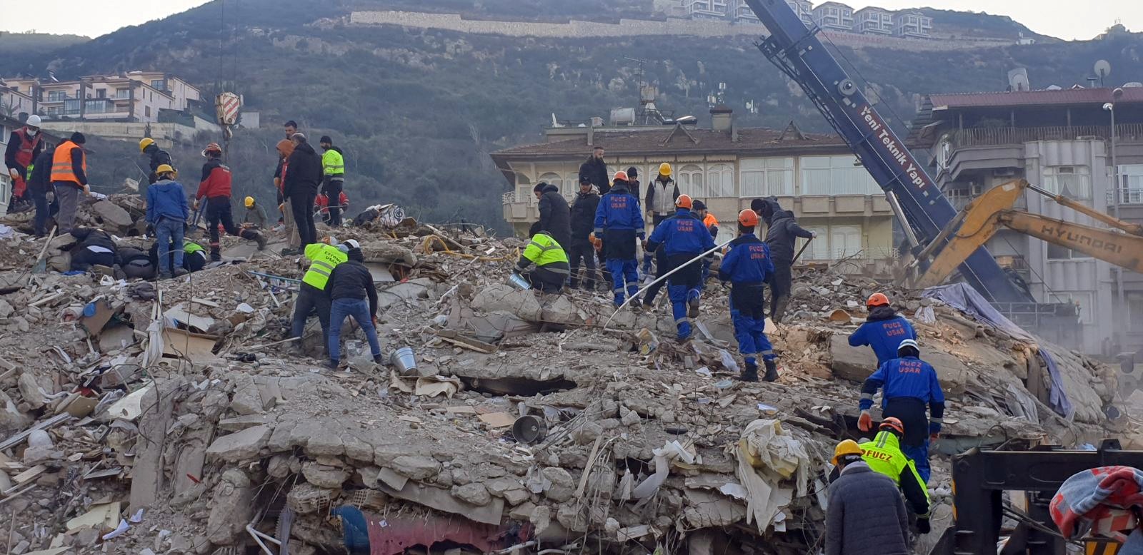USAR tim iz FBiH nastavlja stalni rad, 10 dodatnih spasilaca koji su krenuli sinoć za Tursku ubrzat će pretrage ruševina