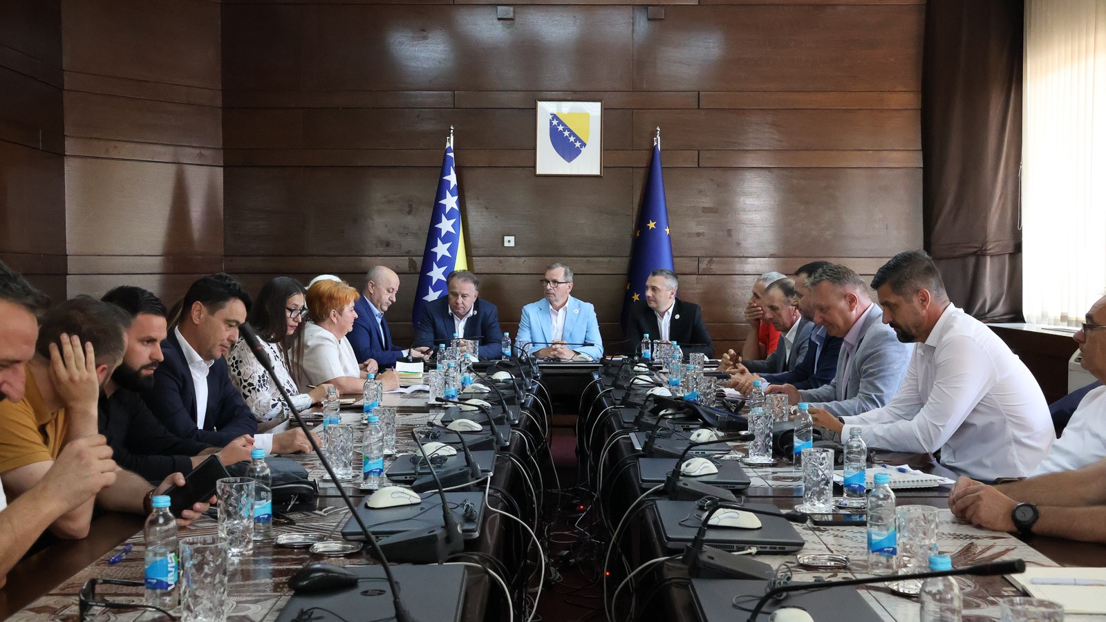 Premijer Nikšić: Puna posvećenost Vlade FBiH aktivnostima Organizacionog odbora za obilježavanje 30. godišnjice genocida u Srebrenici