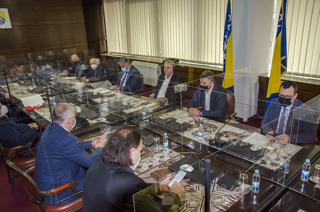 Ministar Džindić: Predložit ćemo mjere kako pomoći privrednicima