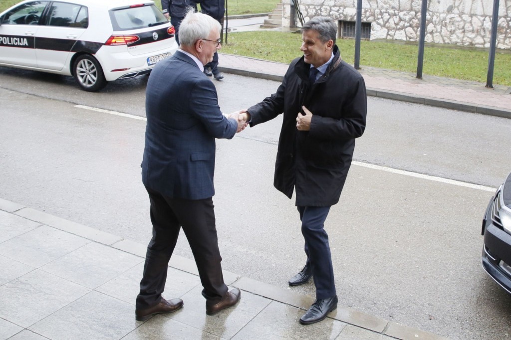 Premijer Novalić posjetio općinu Ilijaš