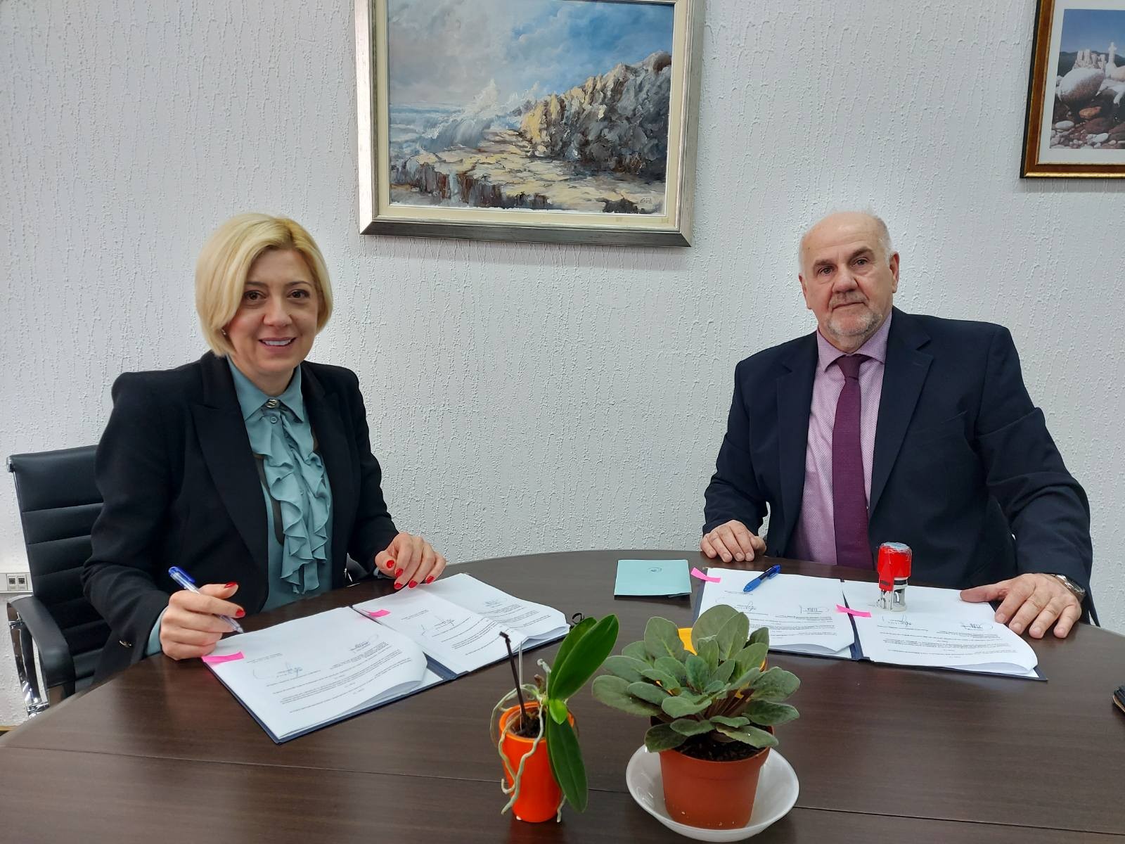 Ministrica Đapo potpisala ugovor: 500 hiljada KM za Spomenik prirode „Tajan“ u ZDK