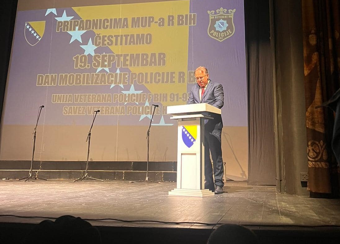 Premijer Nikšić na obilježavanju Dana mobilizacije policije MUP-a RBiH: Ne smije se zaboraviti kojim ciljevima smo služili u teškim vremenima