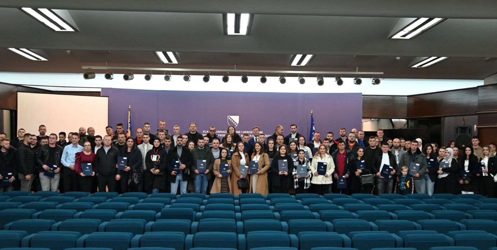 Министар Хрњић: Младима у ФБиХ додијељена рекордна подршка, 4,7 милиона КМ за покретање пословања у пољопривреди