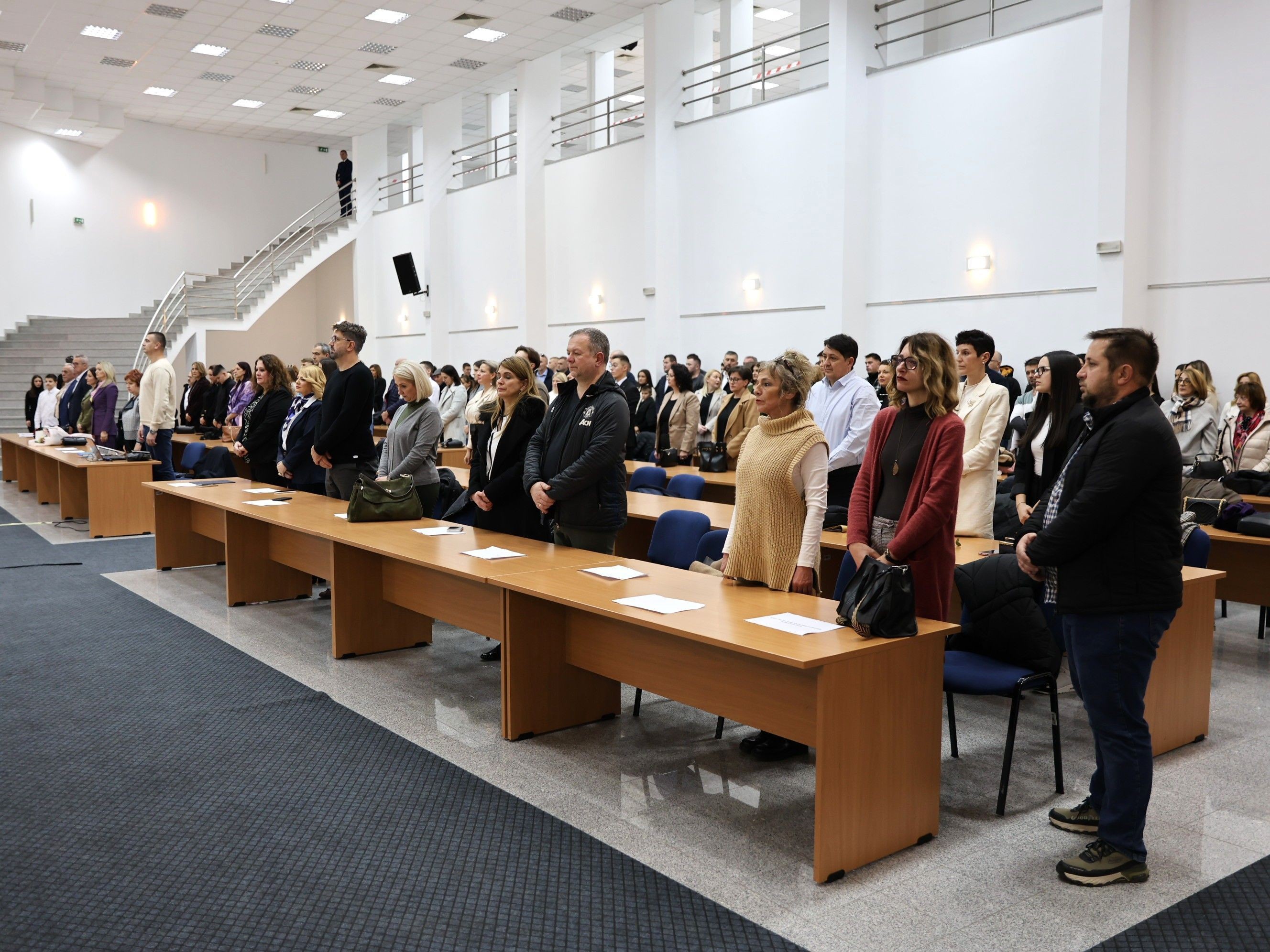 Federalno ministarstvo obrazovanja i nauke/znanosti nagradilo najbolje učenike u Federaciji BiH