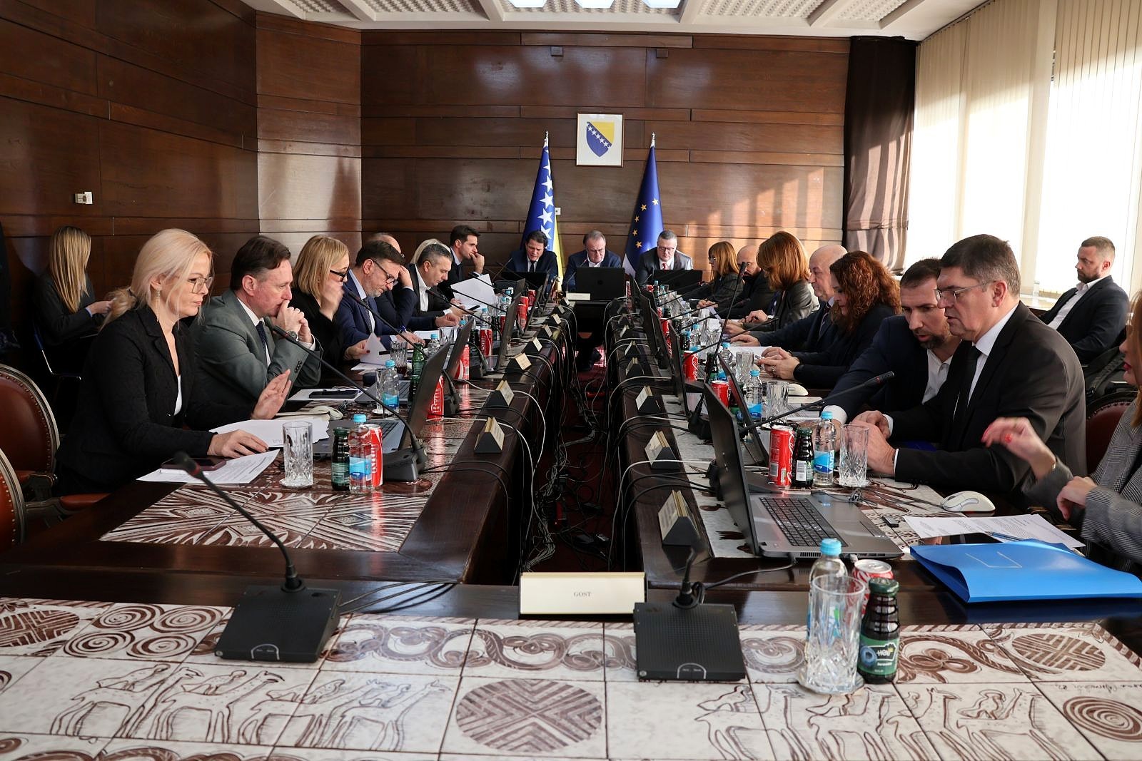 Vlada FBiH utvrdila izmjene i dopune Zakona o PIO: Penzije rastu ukupno 17,2 posto za sve penzionere u 2026. godini