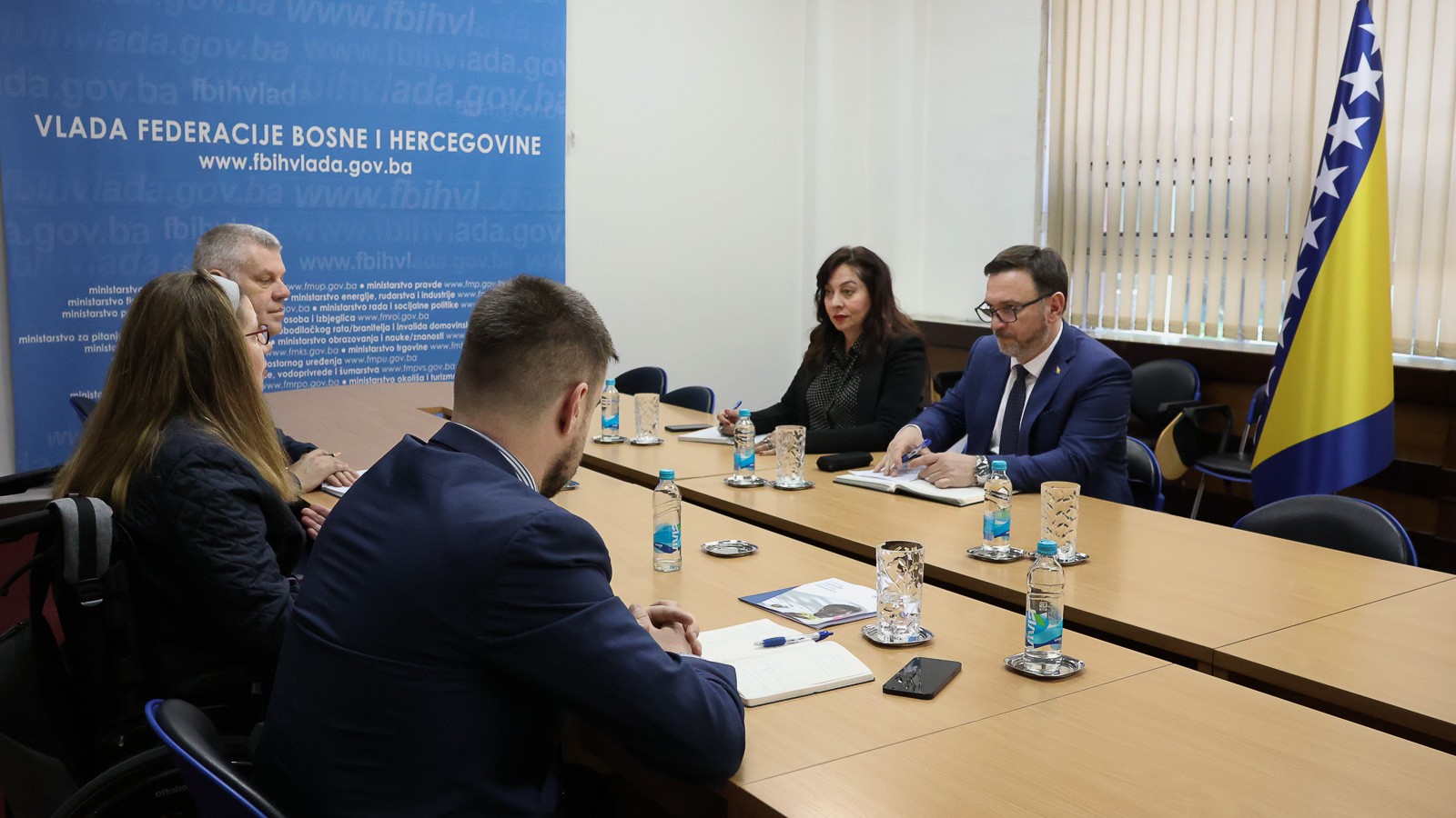 Federalno ministarstvo trgovine: Predstavljen regionalni projekat za uvođenje kartičnog plaćanja kod malih trgovaca