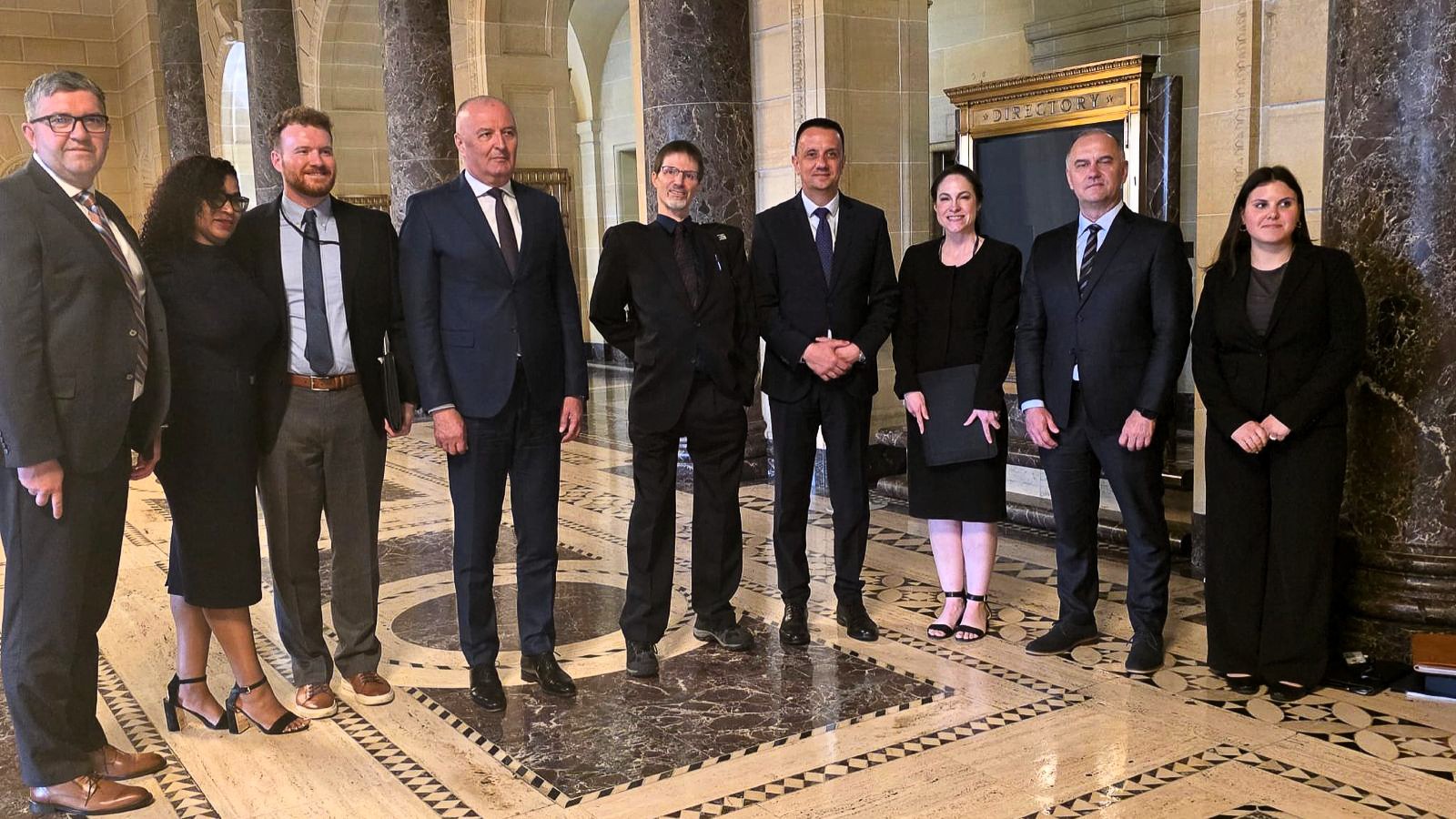 Ministri Lakić i Helez tokom posjete SAD-u održali sastanak s  predstavnikom Uprave za međunarodnu trgovinu Ministarstva trgovine