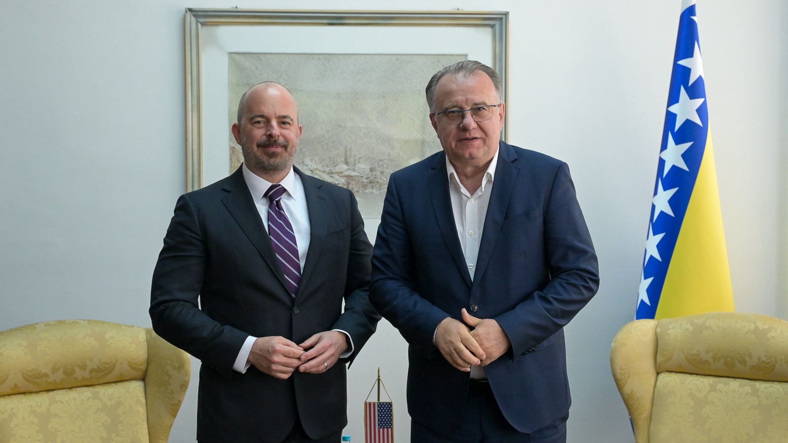 Premijer Nikšić razgovarao sa otpravnikom poslova Ambasade SAD-a u BiH Ginkelom