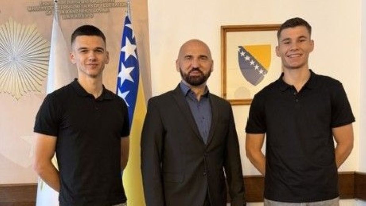 Ministar Isak uručio nagrade kadetima Policijske akademije FMUP-a za iskazanu hrabrost i humanost