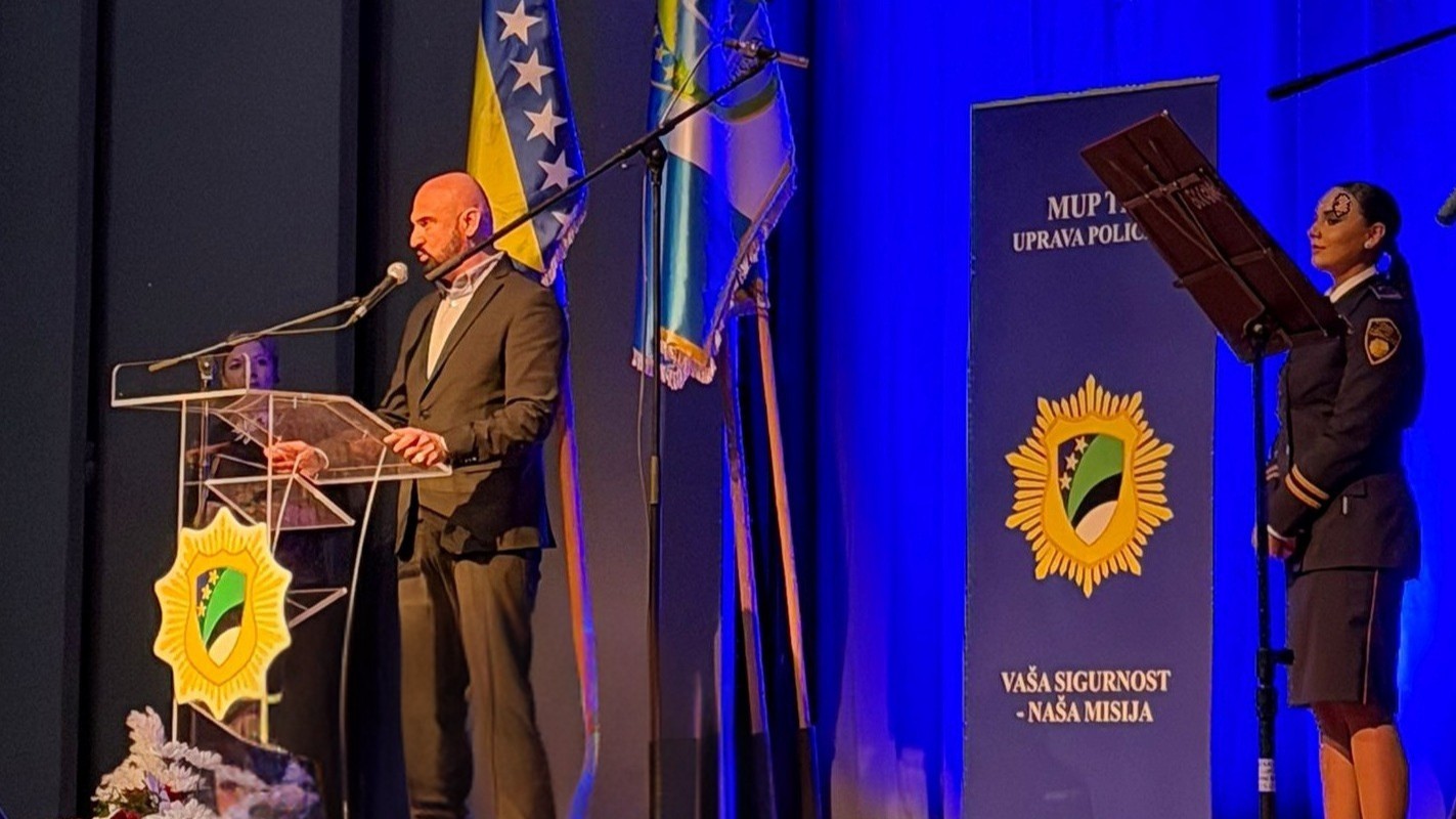 Ministar Isak na obilježavanju Dana policije TK: Jačanje policijskih kapaciteta i sigurnost građana ostaju prioritet