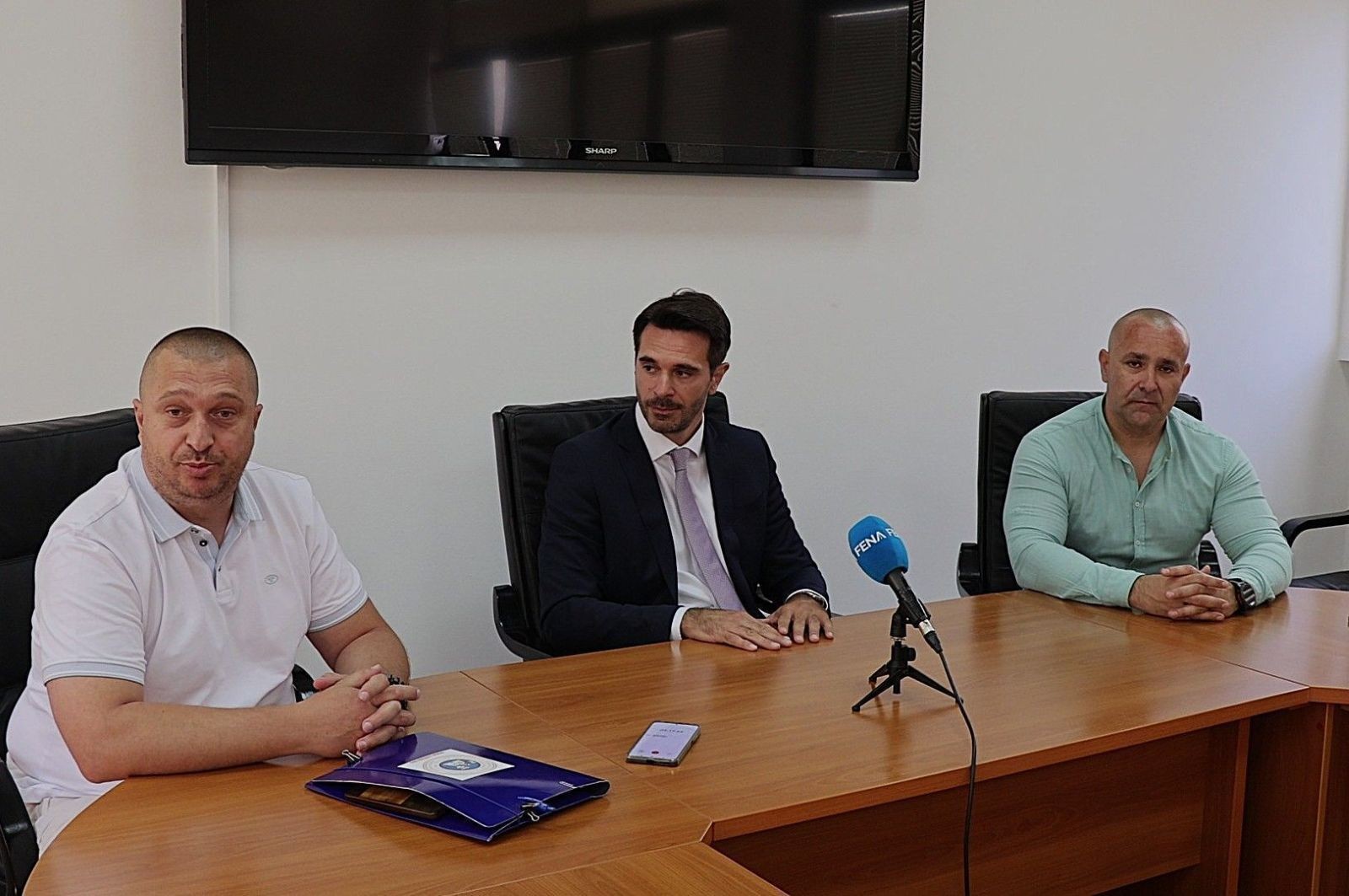 Министар Шкобић: Запосленима који раде са затвореницима омогућити повољније умировљење
