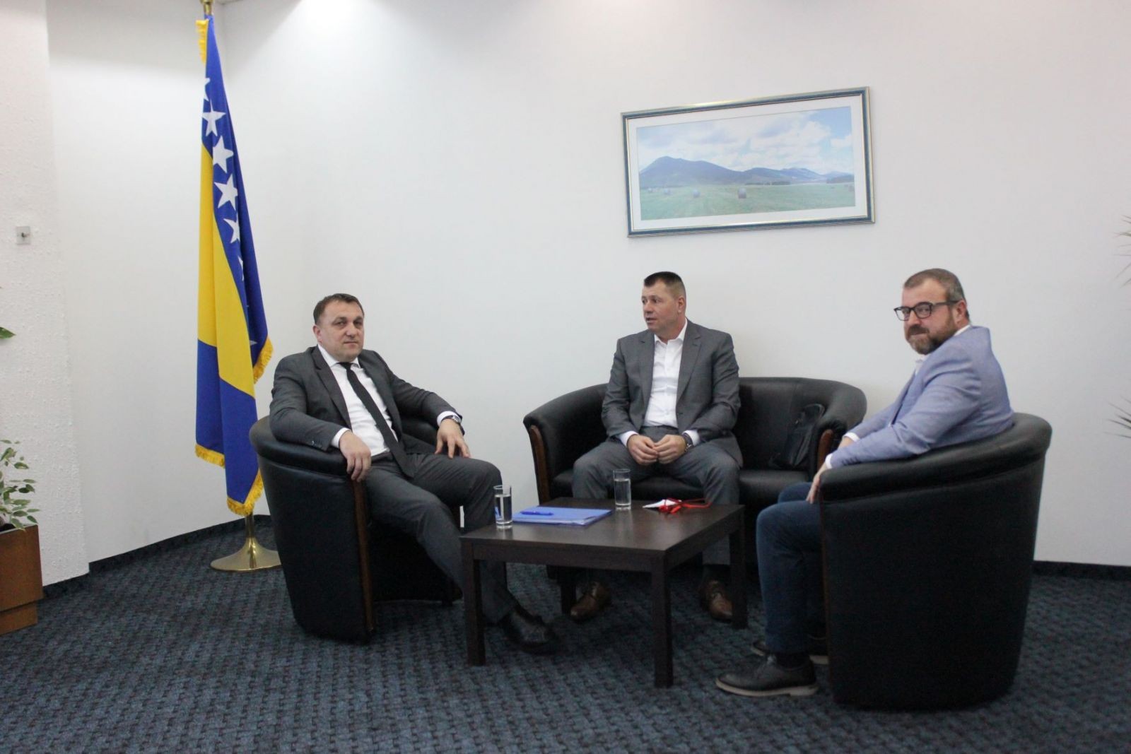 Ministar Dedić na sastanku sa Egrlićem i Kapom