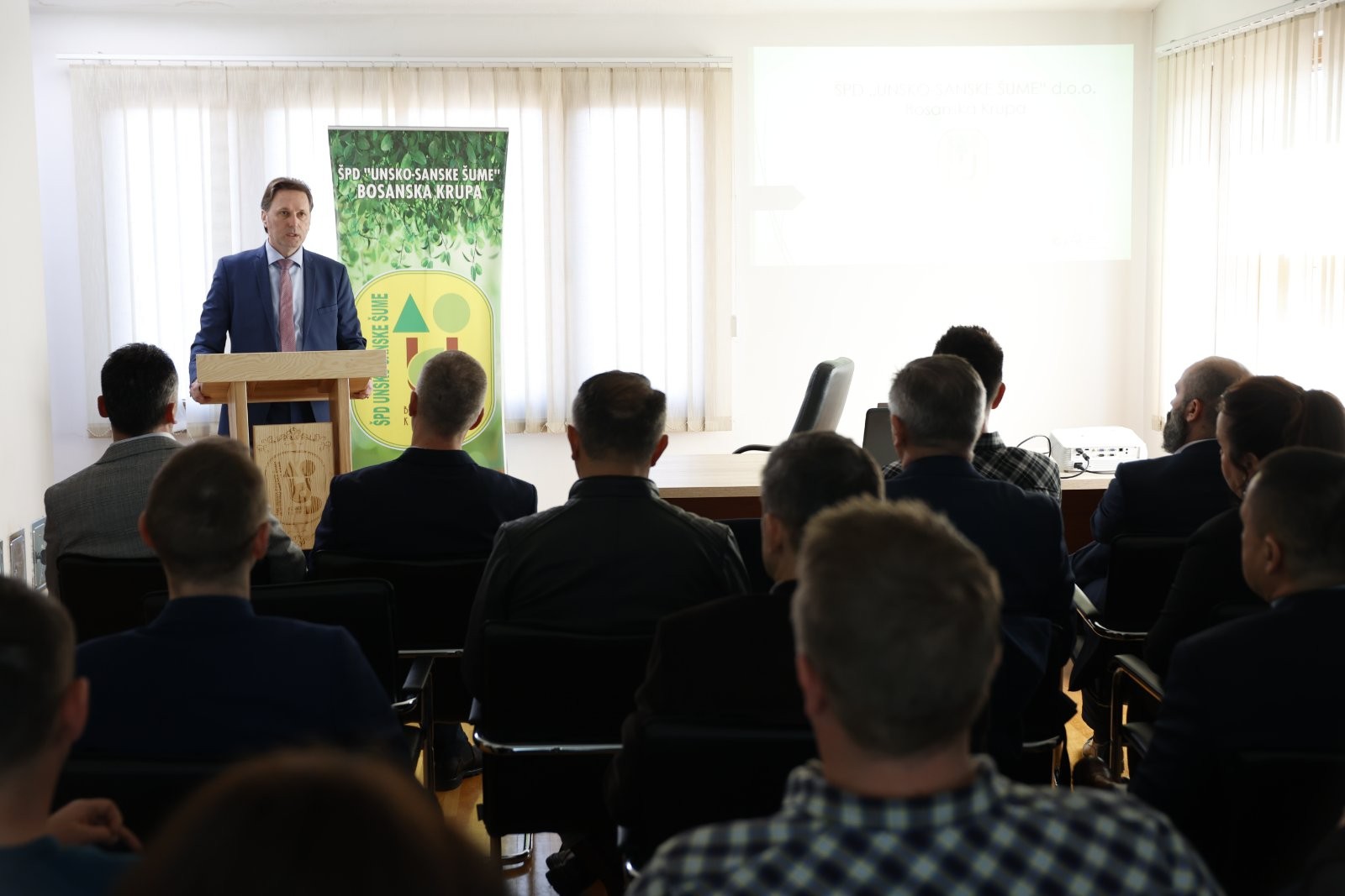 Министар Хрњић поводом Свјетског дана шума: Заштита шума у ФБиХ могућа само кроз доношење Закона о шумама