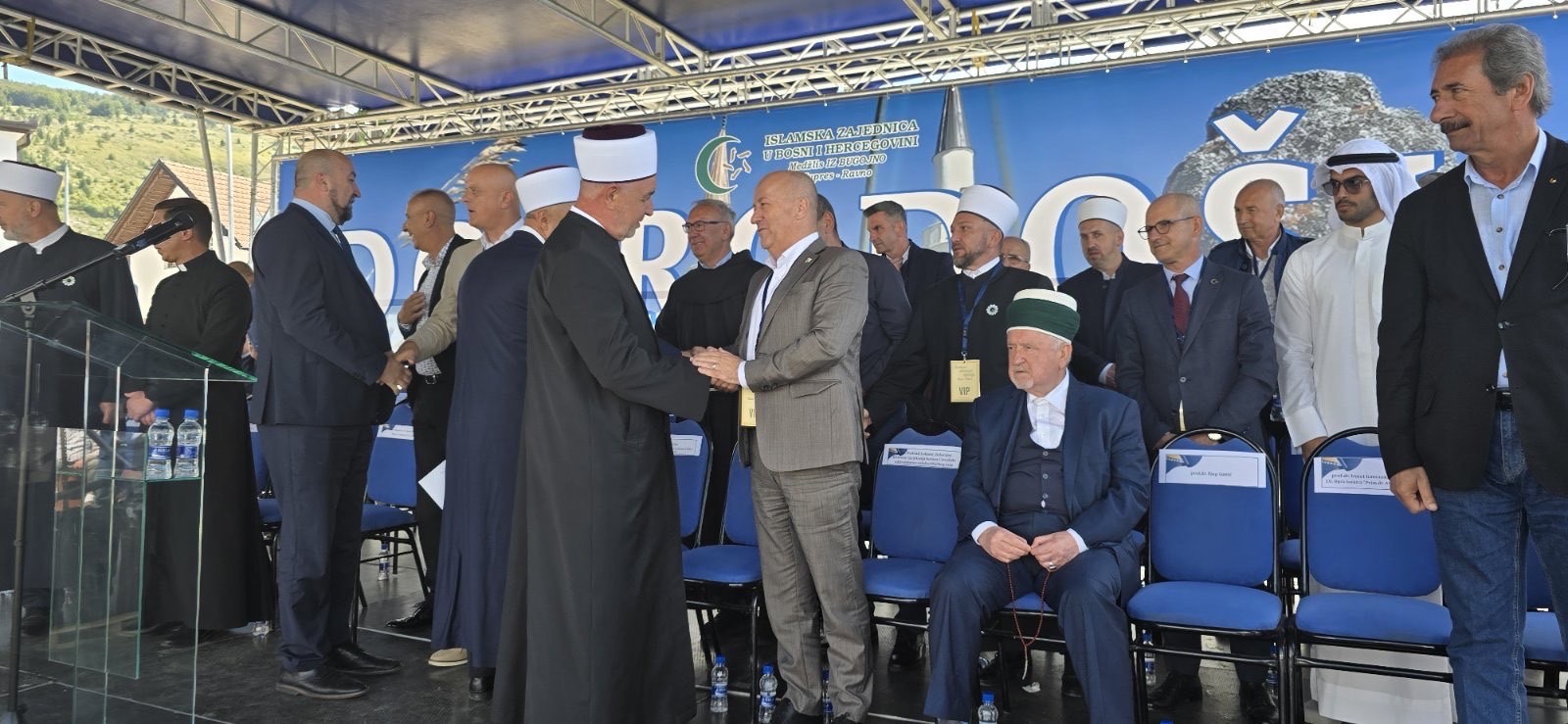 Ministar Lokmić prisustvovao svečanosti otvaranja obnovljene džamije u Ravnom kod Kupresa