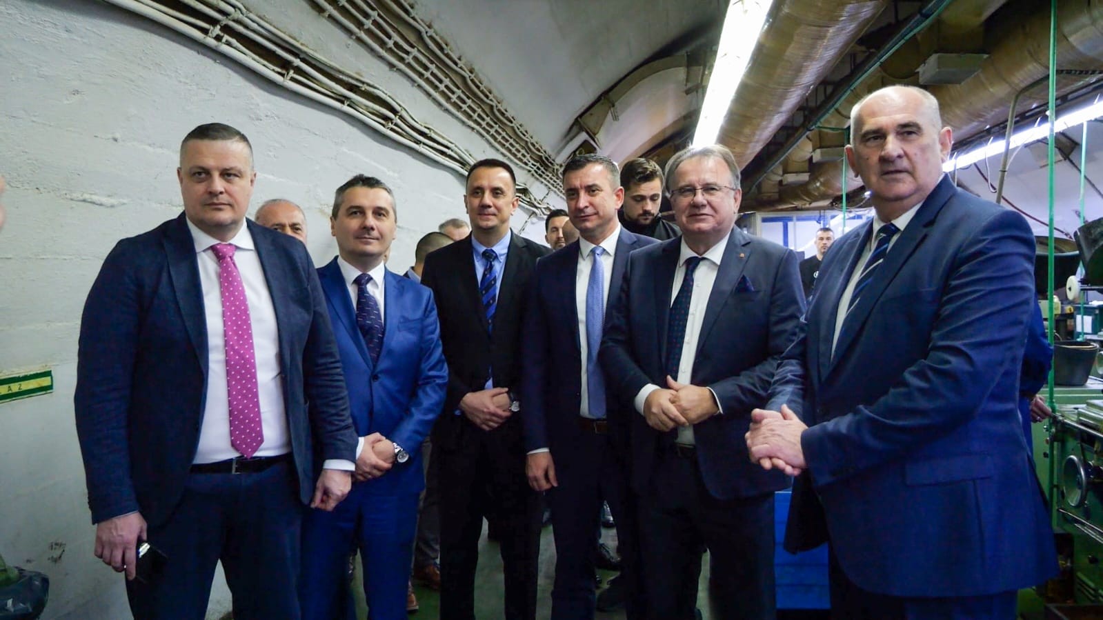 Premijer Nikšić s delegacijom Vlade FBiH u posjeti preduzeću „Igman“ u Konjicu: Namjenska industrija je okosnica razvoja