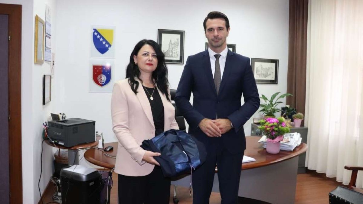 Министар Шкобић посјетио Кантонално тужилаштву КС