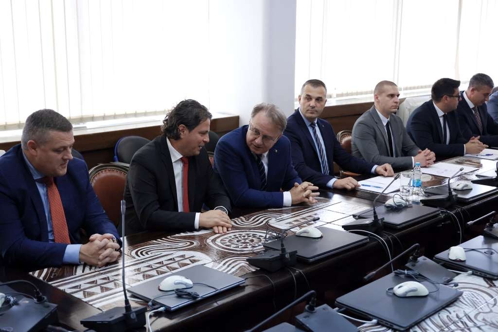 Ministar Kraljević: Isplaćeno 50 miliona KM iz Budžeta FBiH za sanaciju šteta od poplava