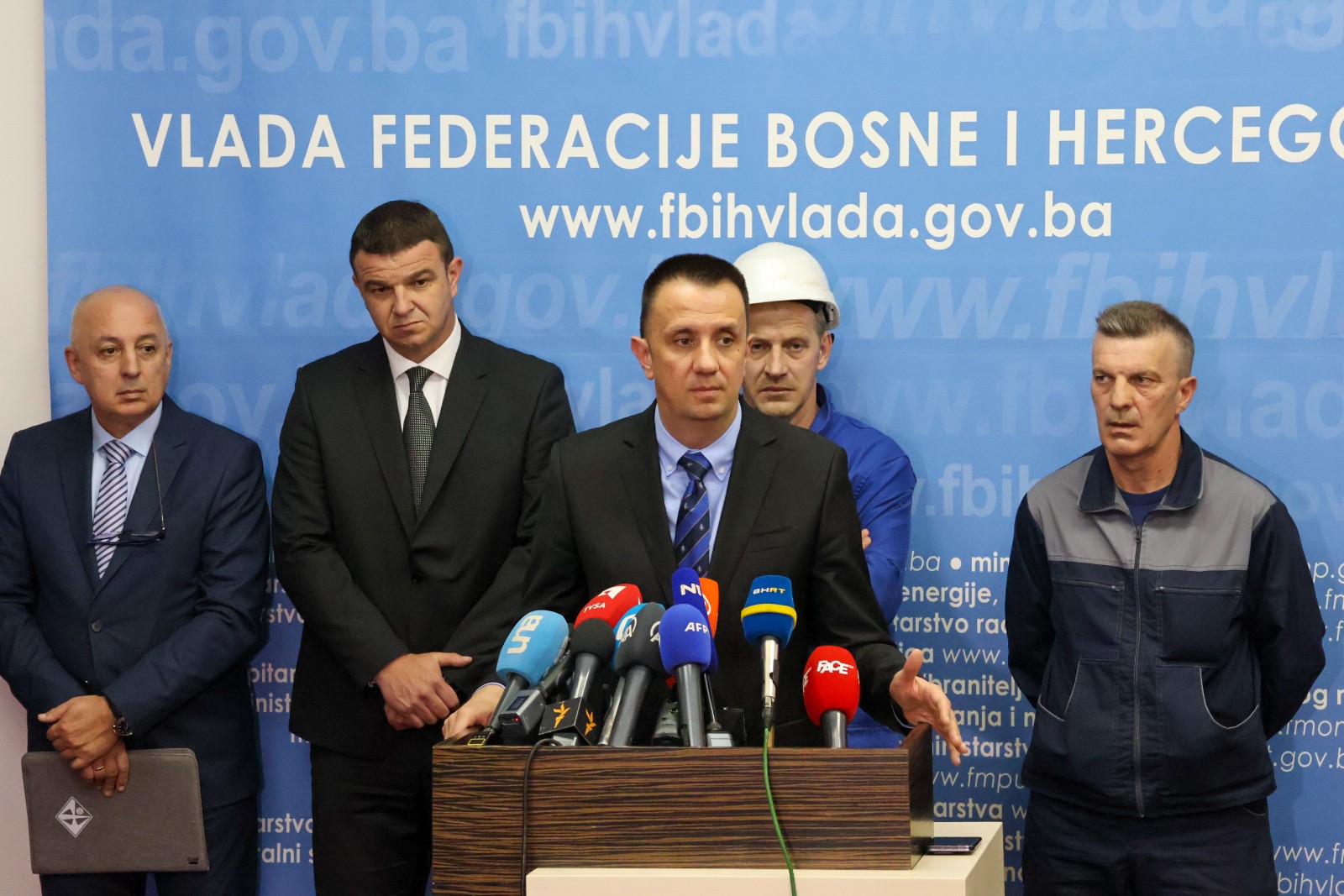 Министар Лакић: Разумијемо рударе у Зеници, покушат ћемо да двије плате буду на рачунима у најкраћем могућем периоду