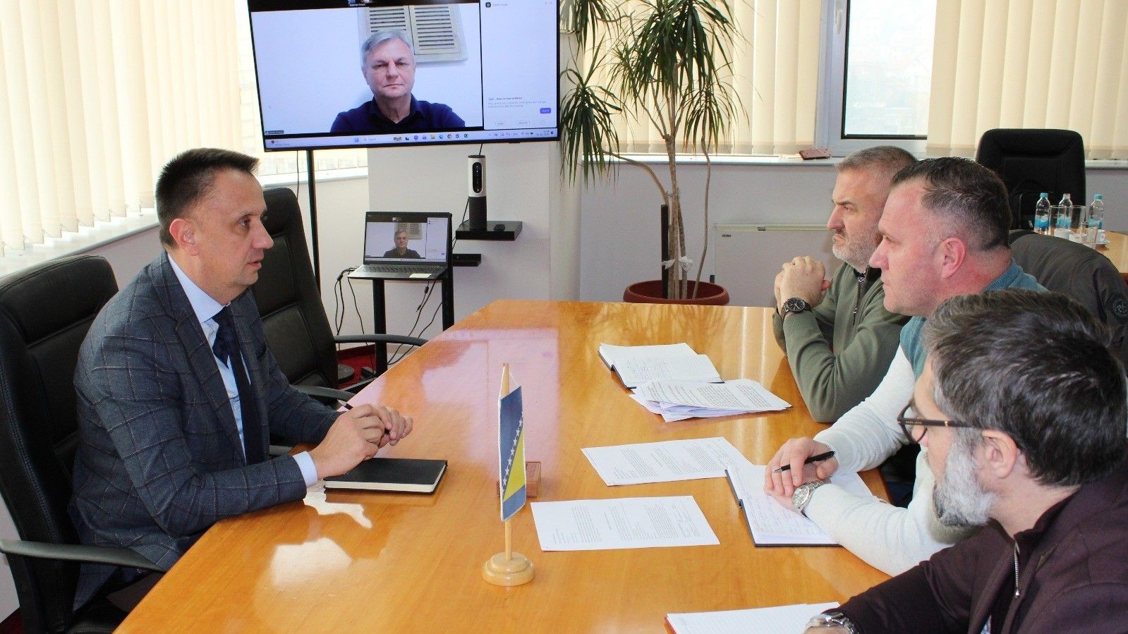 Министар Лакић се састао са Синдикатом Нове Жељезаре Зеница: Радници су приоритет