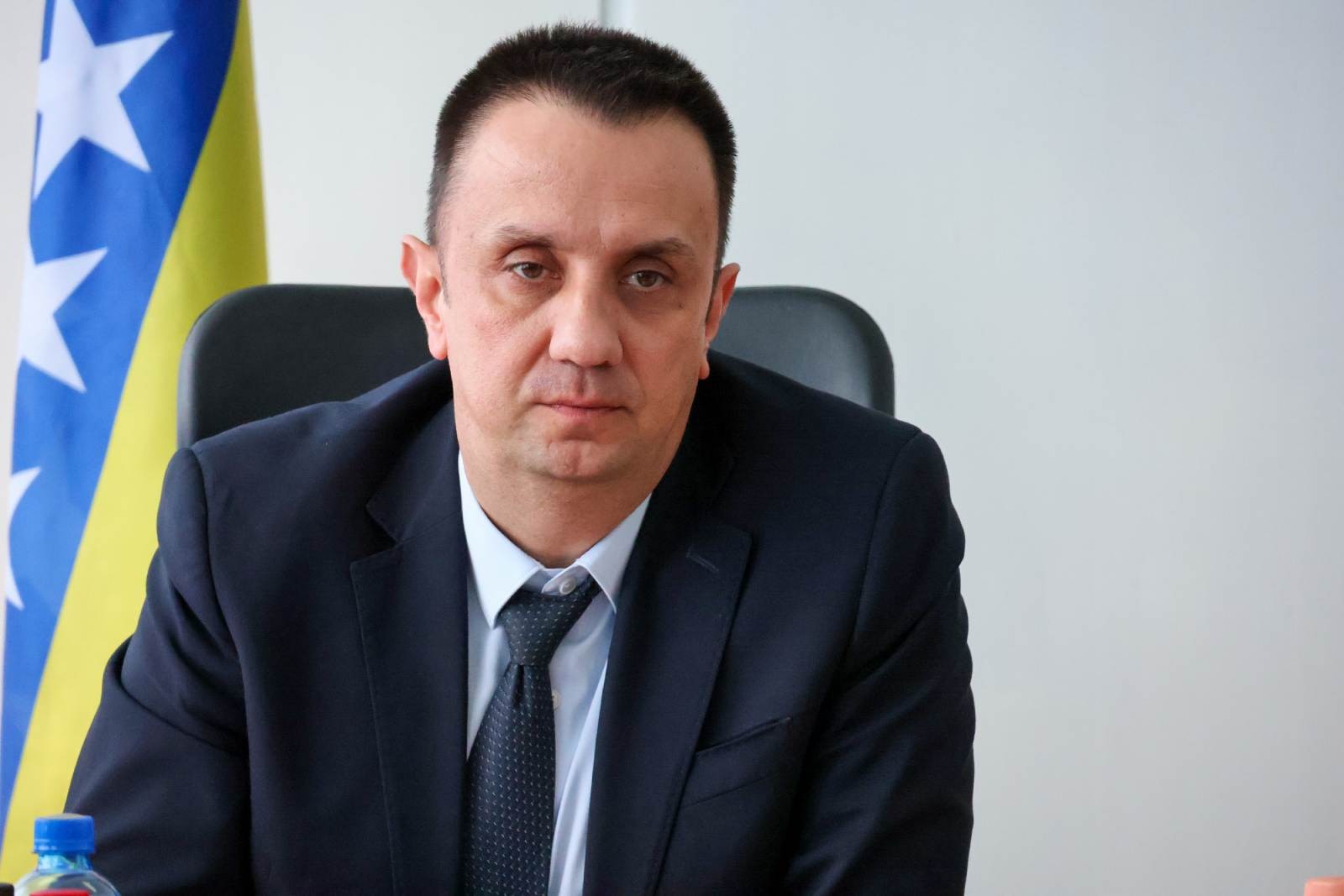 Министар Лакић: Сви напори су усмјерени на што скорије рјешавање проблема са нестанком електричне енергије