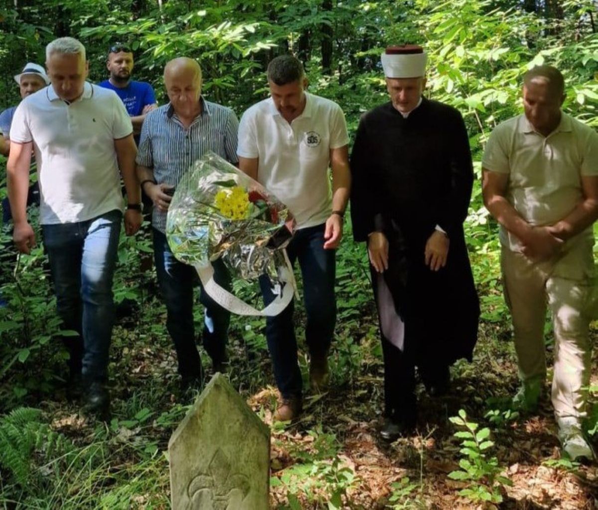Ministar Lokmić na obilježavanju 30. godišnjice pogibije heroja odbrane BiH Izeta Nanića