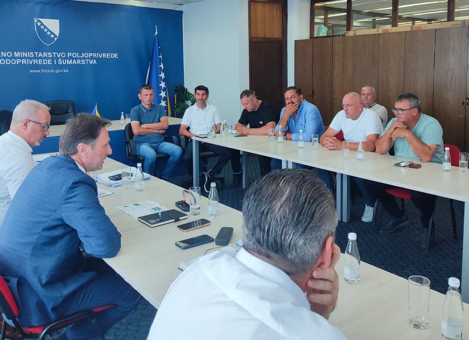 Ministar Hrnjić s predstavnicima poljoprivrednih udruženja: Bez blokade granica, uz poziv Domu naroda da što hitnije usvoji Strategiju poljoprivrede