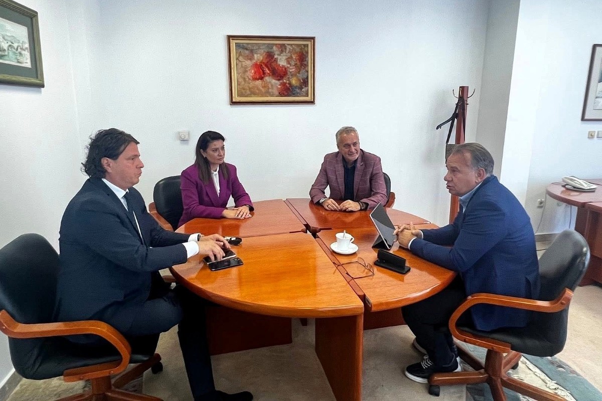 Премијер Никшић и допремијер Краљевић разговарали са предсједницом Одбојкашког савеза БиХ