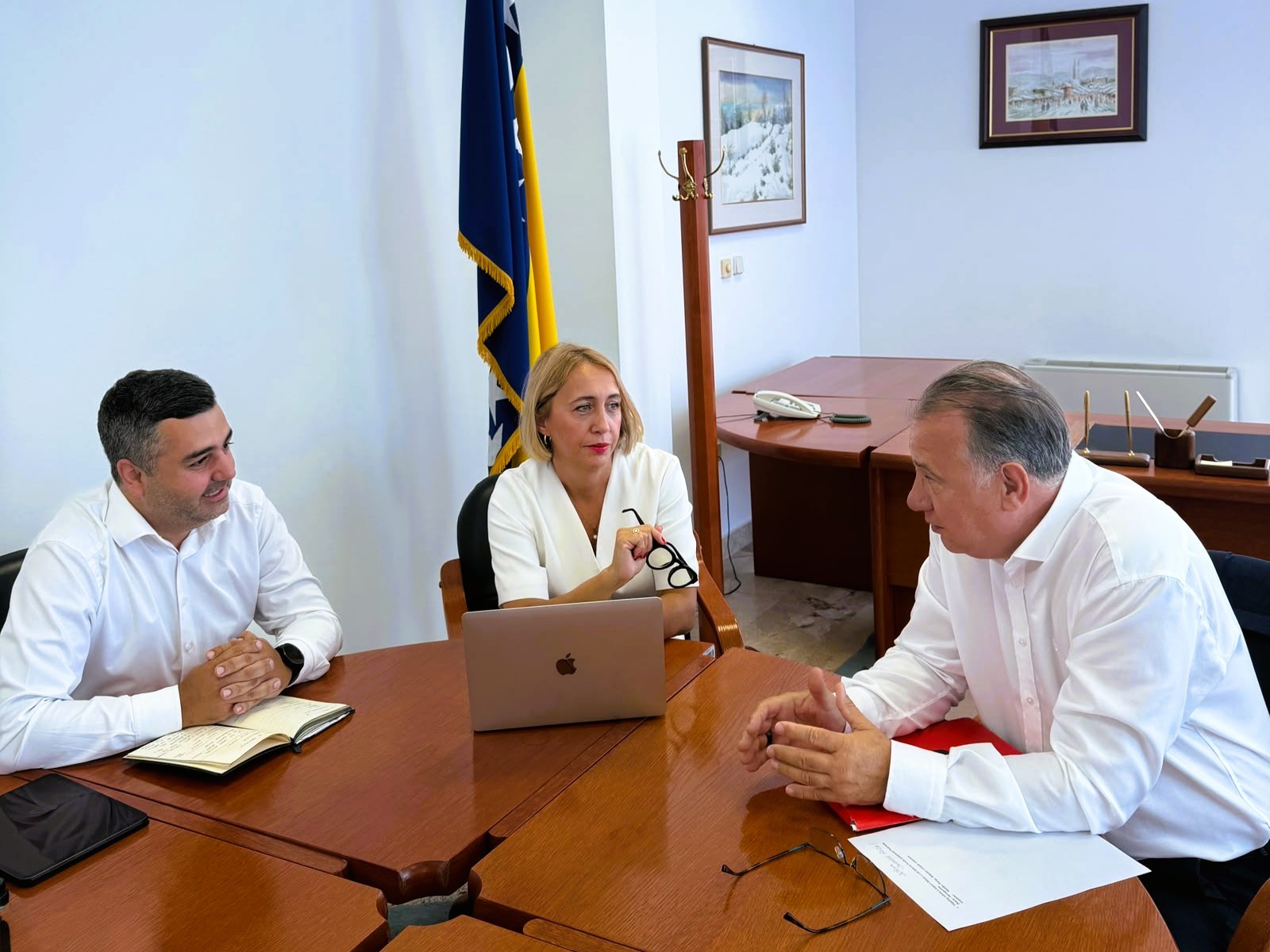 Pozder i Balavac s premijerom Nikšićem: Federalni plan upravljanja otpadom, Uborak, zaštita Prenja i borba protiv požara među ključnim temama