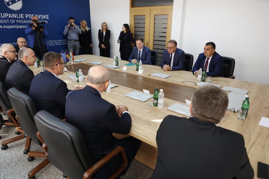 Premijer Nikšić u posjeti Posavskom kantonu