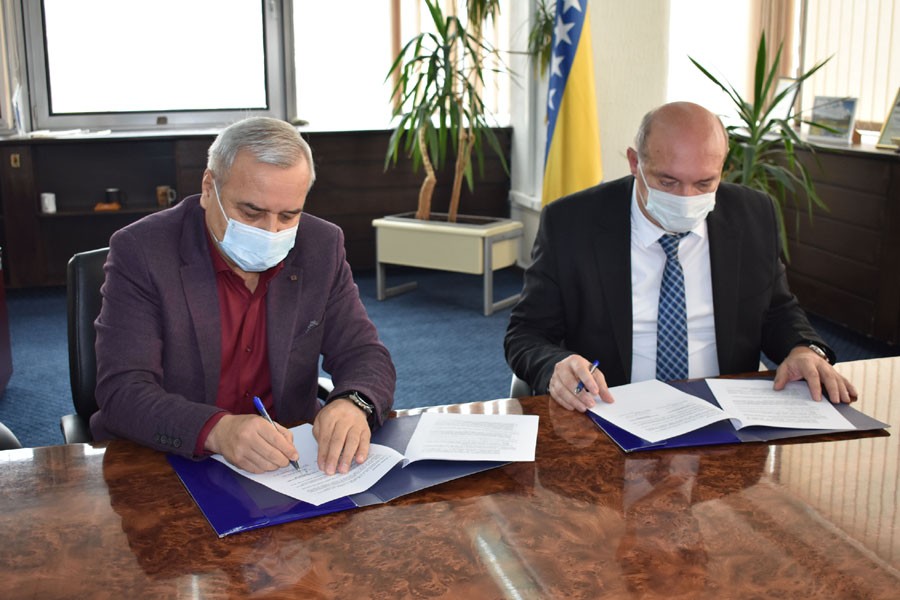 Potpisan Memorandum o razumijevanju između Federalnog ministarstva rada i socijalne politike i Crvenog križa/krsta FBiH