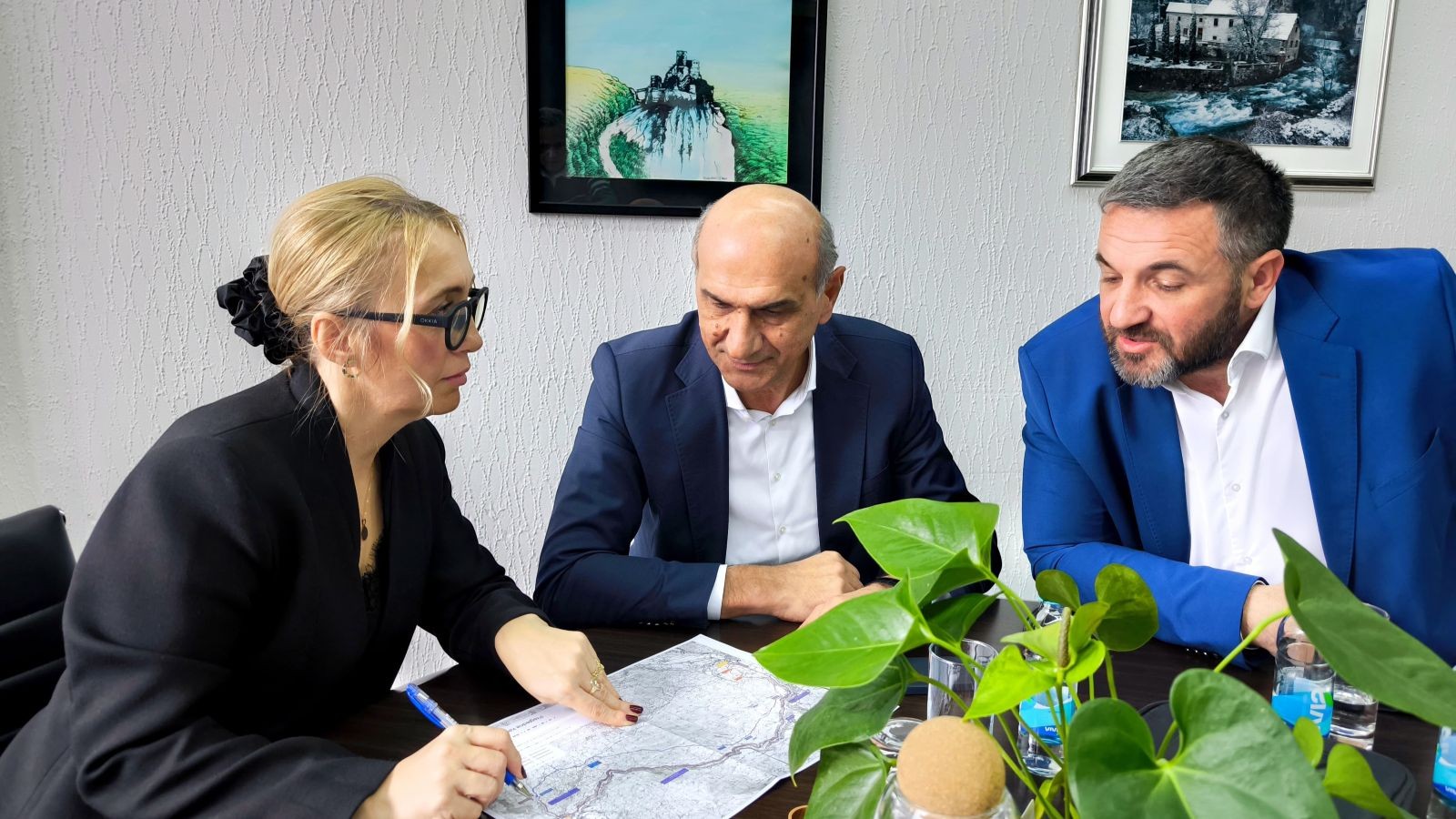 Ministrica Pozder s JP Ceste FBiH: Radni sastanak o projektu nove ceste Bihać - Bosanska Krupa