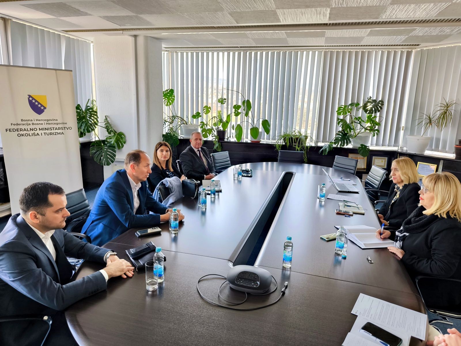 Ministrica Pozder s direktorima aerodroma o novim turističkim linijama