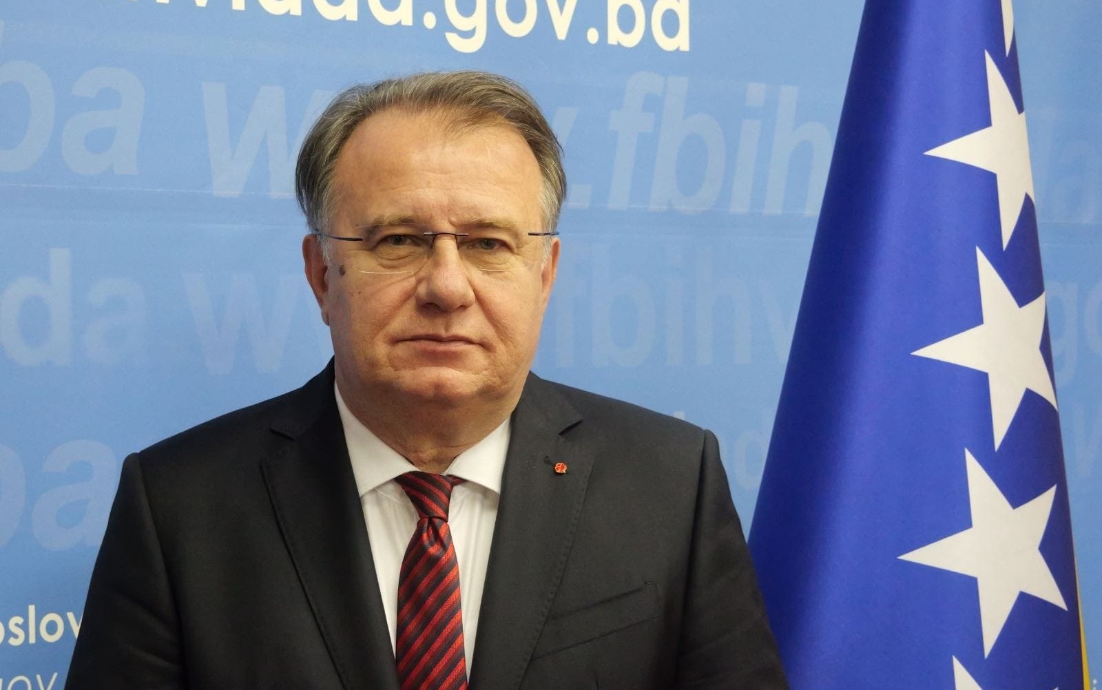 Premijer Nikšić povodom sjećanja na Ahmiće: Zločini ne smiju biti zaboravljeni