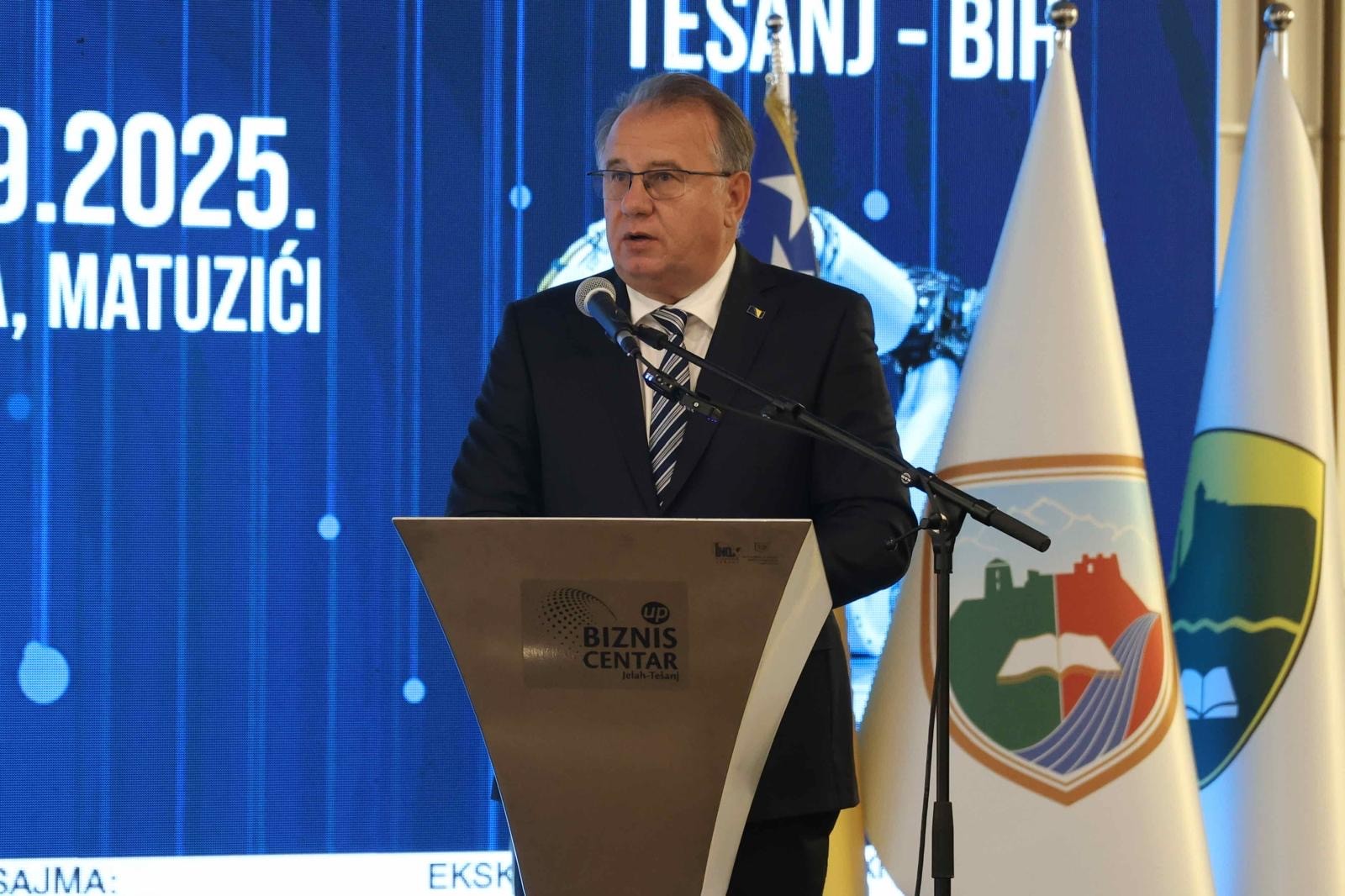 Premijer Nikšić u Tešnju na otvaranju 19. Međunarodnog sajma privrede:  Tešanj s pravom nosi reputaciju centra poduzetništva u Bosni i Hercegovini