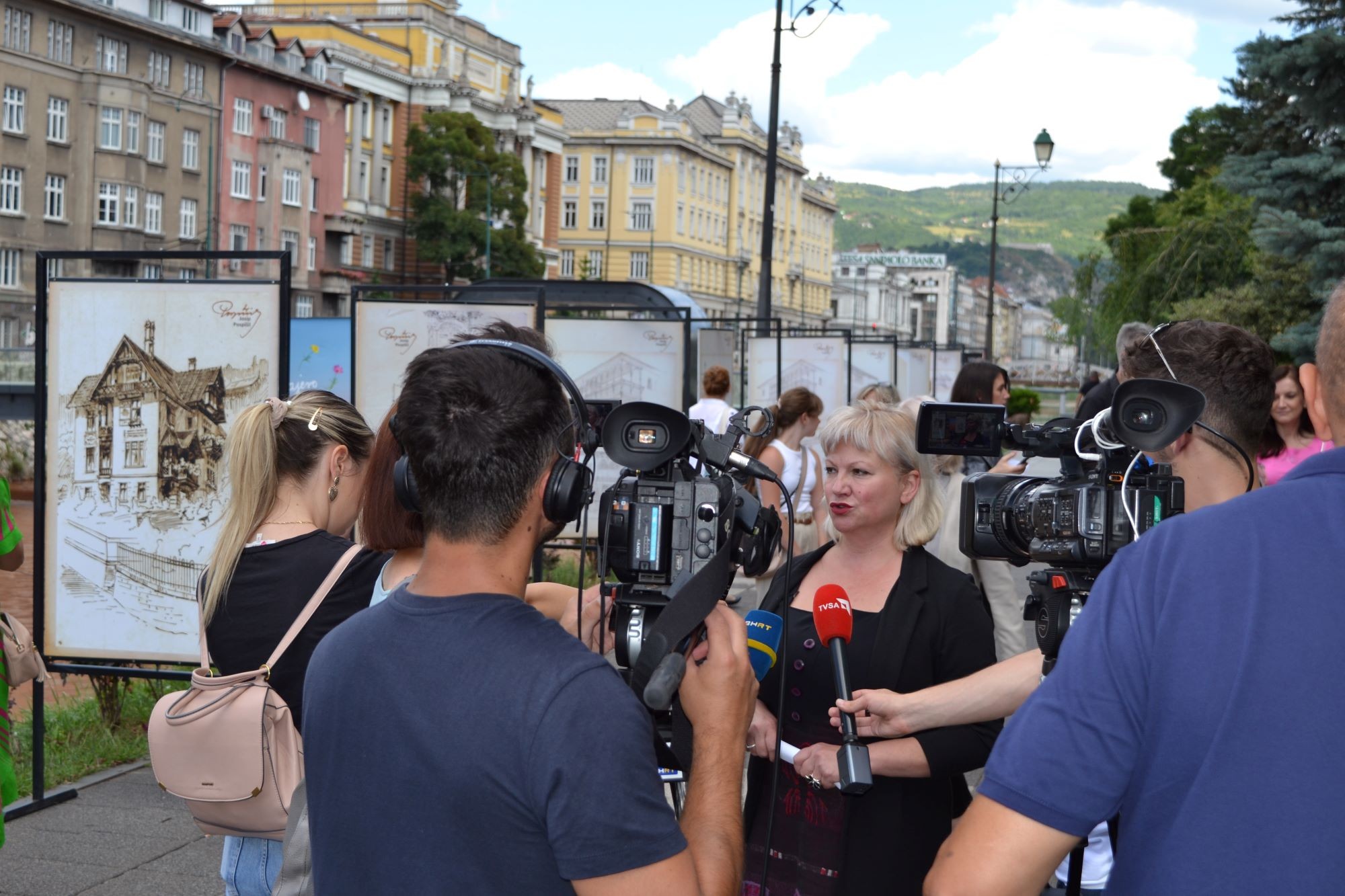 Ministrica Vlaisavljević otvorila izložbu crteža Josip Pospišil - arhitekt Bosne