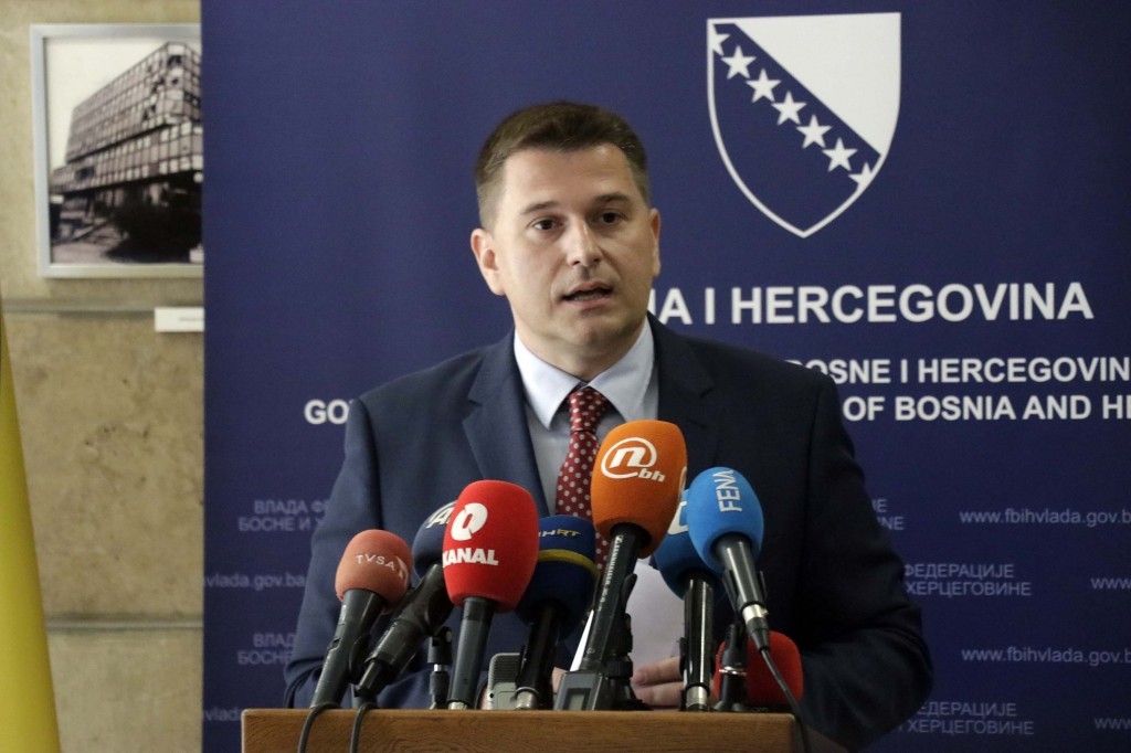 Skočibušić: Od ponedjeljka distribucija 115.370 doza vakcina u FBiH