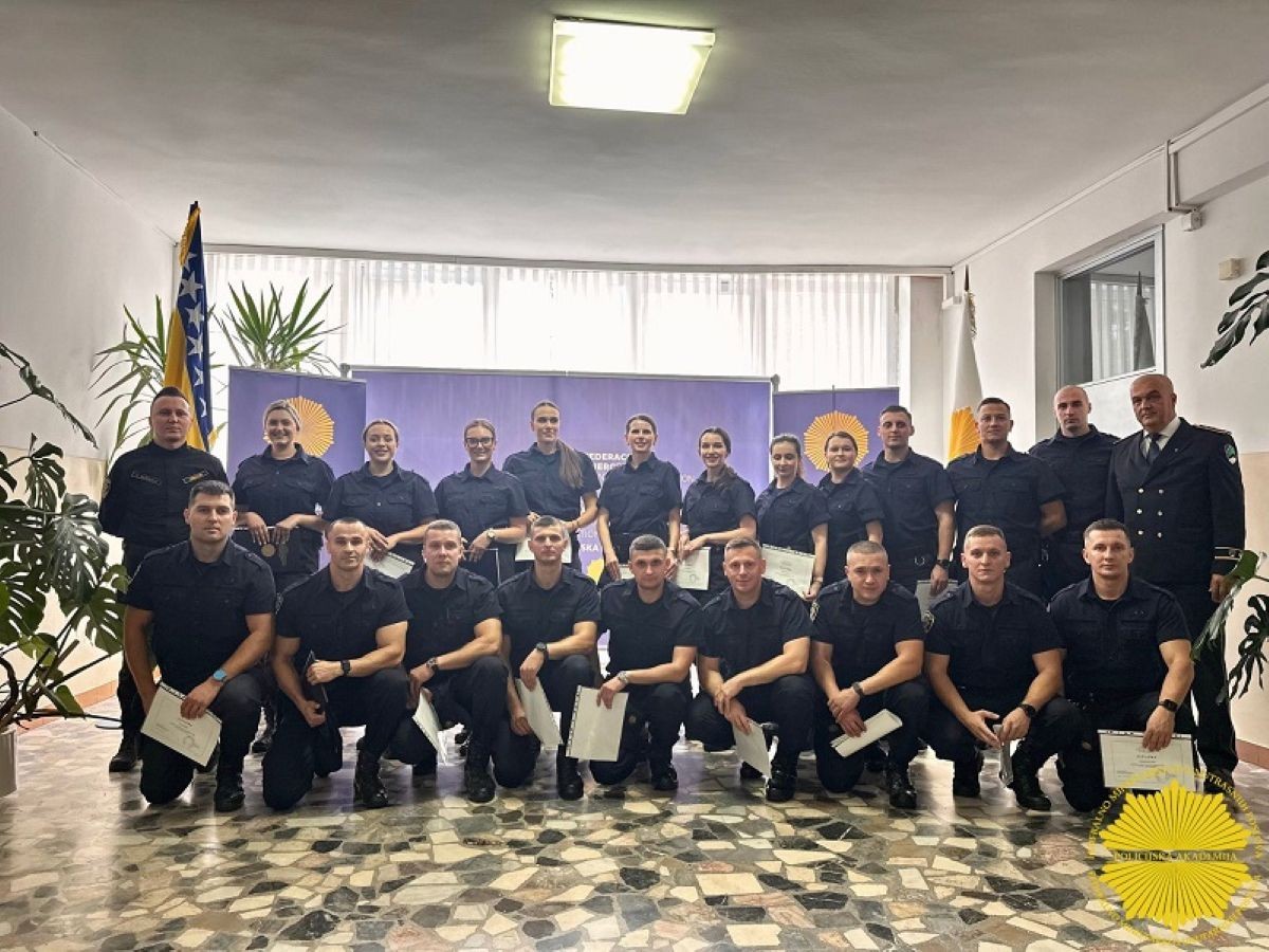 FMUP: Kadeti MUP-a TK za čin „mlađi inspektor“ okončali obuku na Policijskoj akademiji